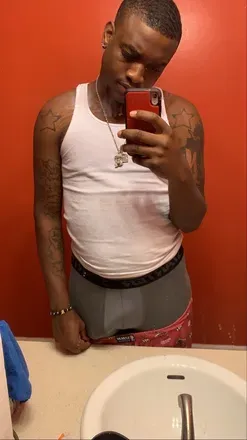 OnlyFans cuenta kingpoppa99 avatar 1
