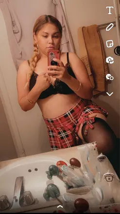 OnlyFans cuenta alyssa_muniz header 2