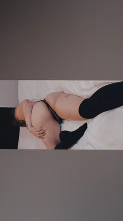 OnlyFans cuenta peachescreamsoncam header 2