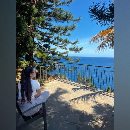 OnlyFans cuenta nnikole header 2