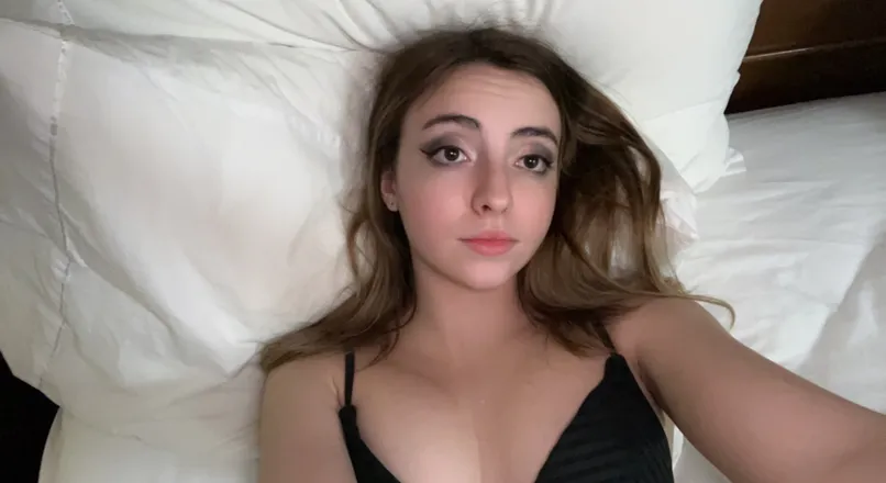 OnlyFans cuenta babycoconut69 header 2