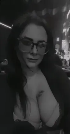 OnlyFans cuenta laradlice avatar 1