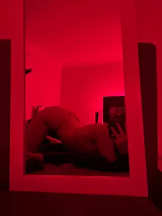 OnlyFans cuenta onlyorlagh header 2