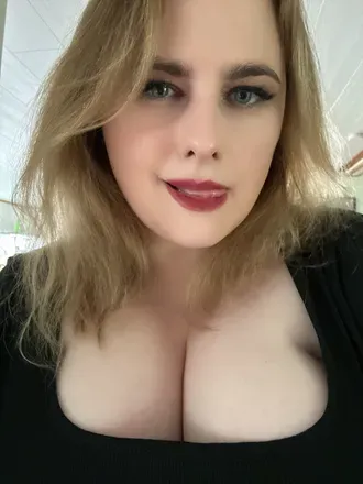 OnlyFans cuenta queenjuliex avatar 1