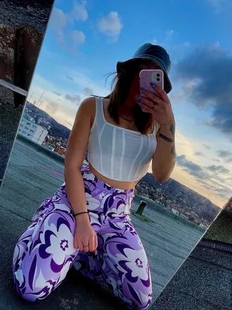 OnlyFans cuenta u220933920 header 2