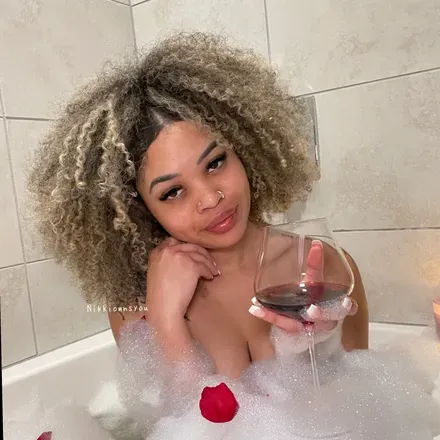 OnlyFans cuenta nikkiownsyou avatar 1