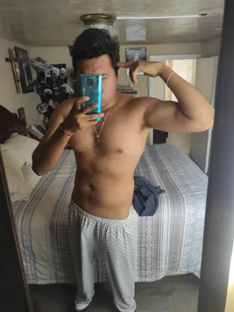 OnlyFans cuenta nicenewboy header 2