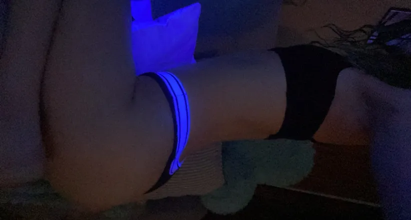 OnlyFans cuenta kissykylee_19 header 2