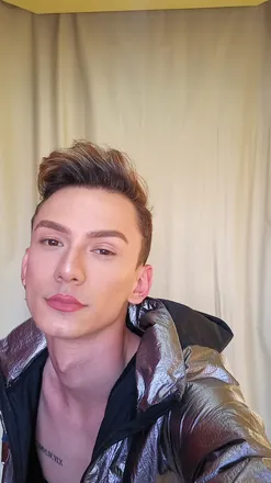 OnlyFans cuenta u183146225 header 2