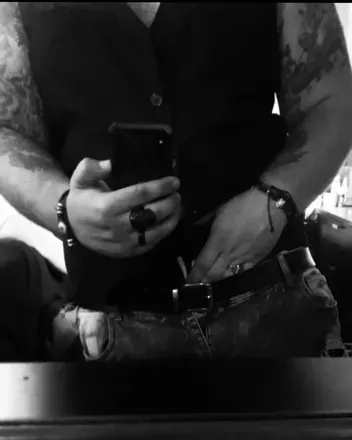 OnlyFans account  the_donniebravo avatar 1