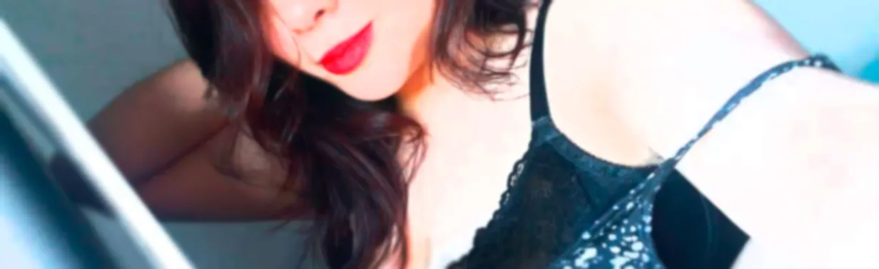 OnlyFans cuenta emma_n header 2