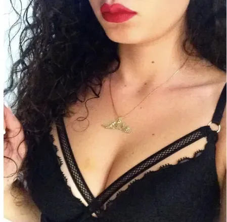 OnlyFans account  queen.ara avatar 1