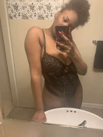 OnlyFans cuenta sprysexy header 2