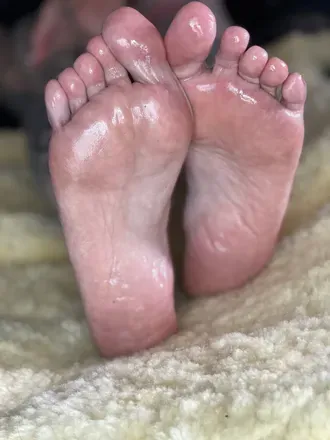OnlyFans account  pregnantpixiefeet avatar 1