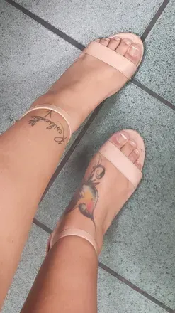 OnlyFans cuenta piesdulces1 avatar 1