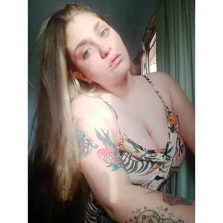 OnlyFans cuenta valkiriadarkmoon header 2