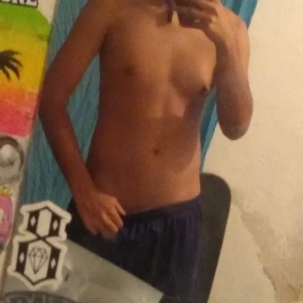 OnlyFans cuenta brandon.xan header 2