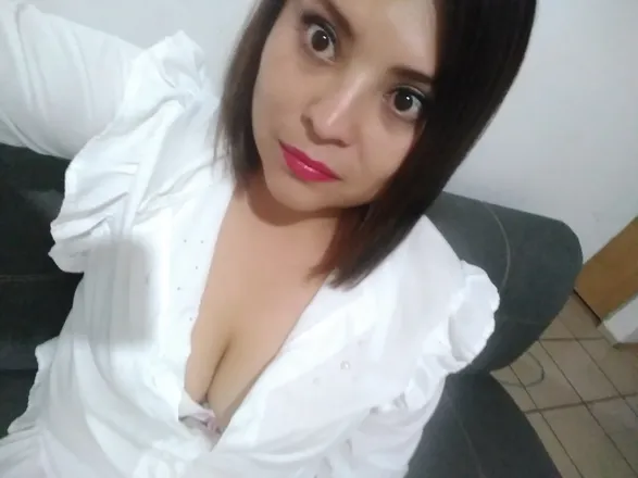 OnlyFans cuenta lluviachicacurvy header 2