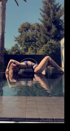 OnlyFans cuenta krissyknight header 2