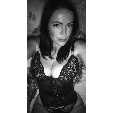 OnlyFans cuenta polly-lee avatar 1