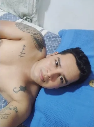 OnlyFans cuenta kmilo_88 header 2