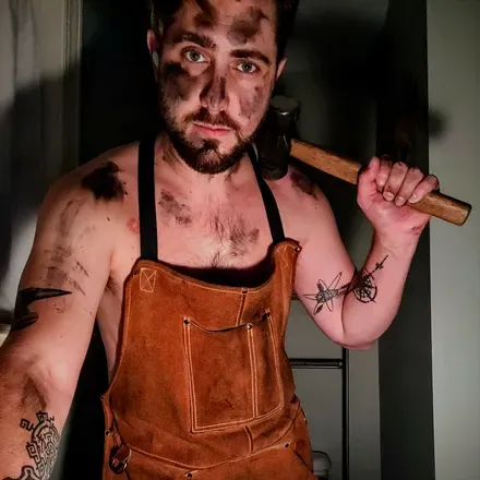 OnlyFans account  primal_axe avatar 1