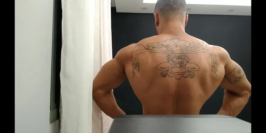 OnlyFans cuenta a_brazilian_man header 2
