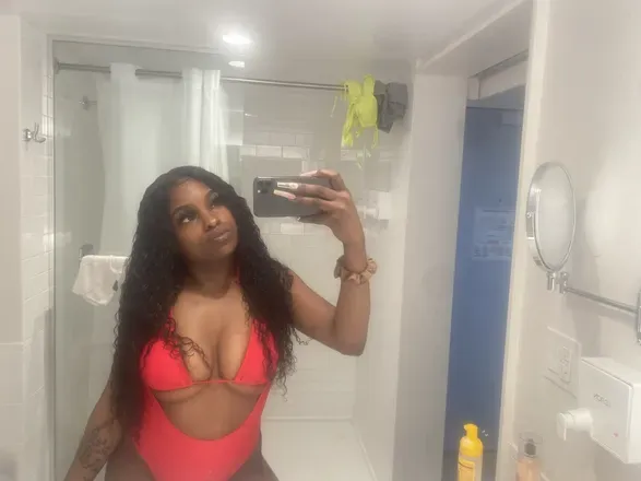 OnlyFans cuenta auroa.island avatar 1