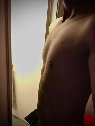 OnlyFans cuenta natural_latino header 2