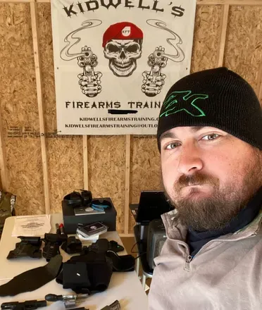 OnlyFans cuenta kidwellsfirearms avatar 1