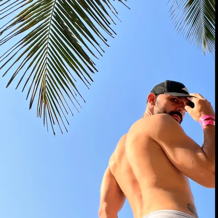 OnlyFans account  josserrom header 2