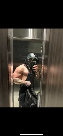 OnlyFans cuenta prettybitchmitch header 2