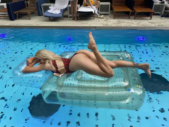 OnlyFans cuenta katmartini header 2