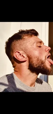 OnlyFans cuenta shy_throat header 2