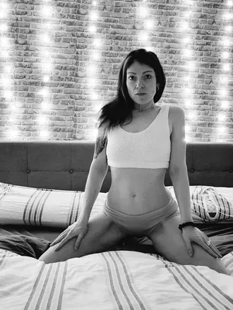 OnlyFans account  beezybebe avatar 1