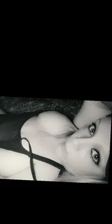 OnlyFans cuenta tiffc1982 header 2
