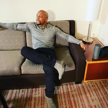 OnlyFans cuenta noprudes header 2