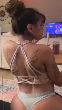 OnlyFans account  ella.moon avatar 1
