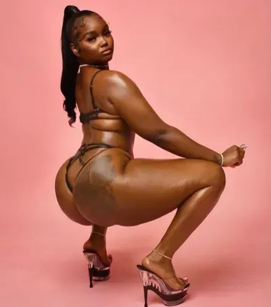 OnlyFans cuenta mixchocolate header 2