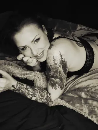 OnlyFans cuenta amberlittlesecret header 2