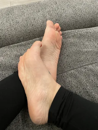 OnlyFans cuenta felicityfeet15 header 2