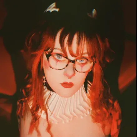 OnlyFans account  roachzila avatar 1