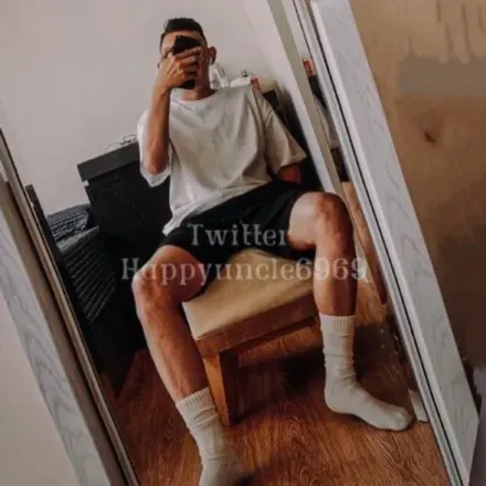 OnlyFans cuenta happyuncle6969 avatar 1