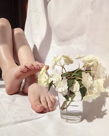 OnlyFans cuenta daisy_white header 2