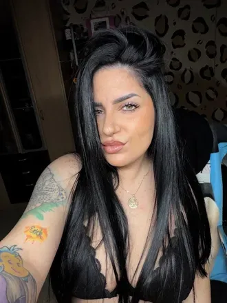 OnlyFans cuenta virgipelinegra avatar 1