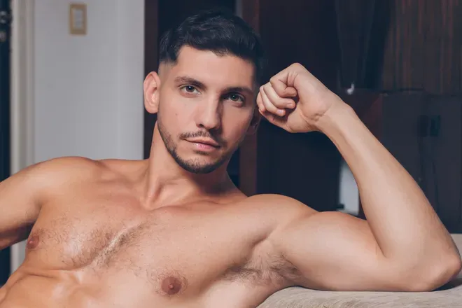 OnlyFans account  emiterra avatar 1