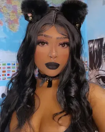 OnlyFans account  lilbabykyra_kdg avatar 1