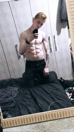OnlyFans cuenta drewthisone header 2