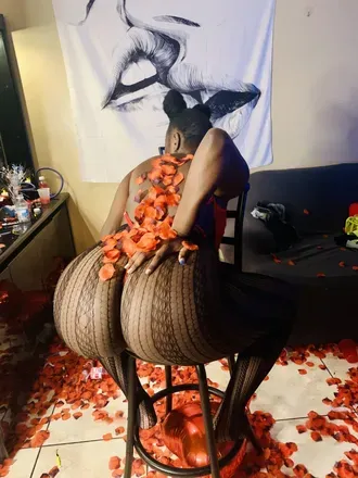 OnlyFans account  kitaakii header 2