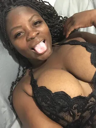 OnlyFans cuenta jenniferchulo header 2